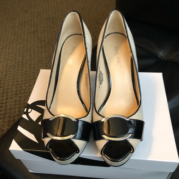 Nine West 4” heel - Picture 2 of 6